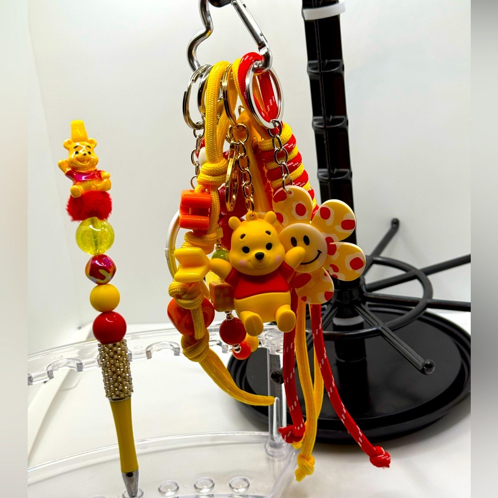 !!!NEW!!! Winnie The Pooh Handbag Charm w/Matching Pen